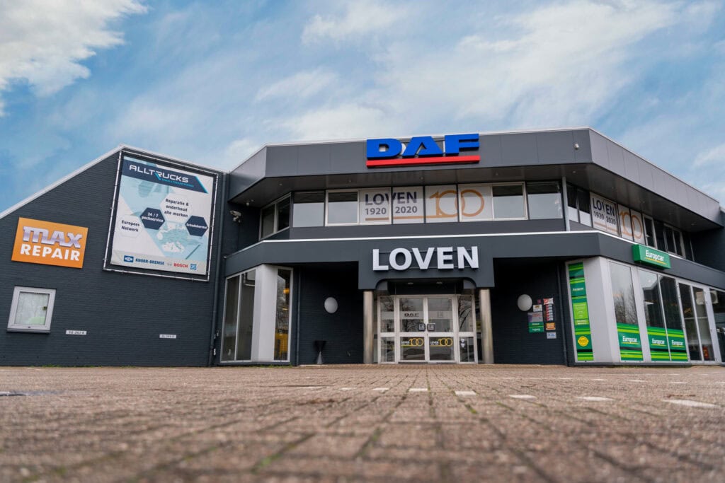 Loven Helmond